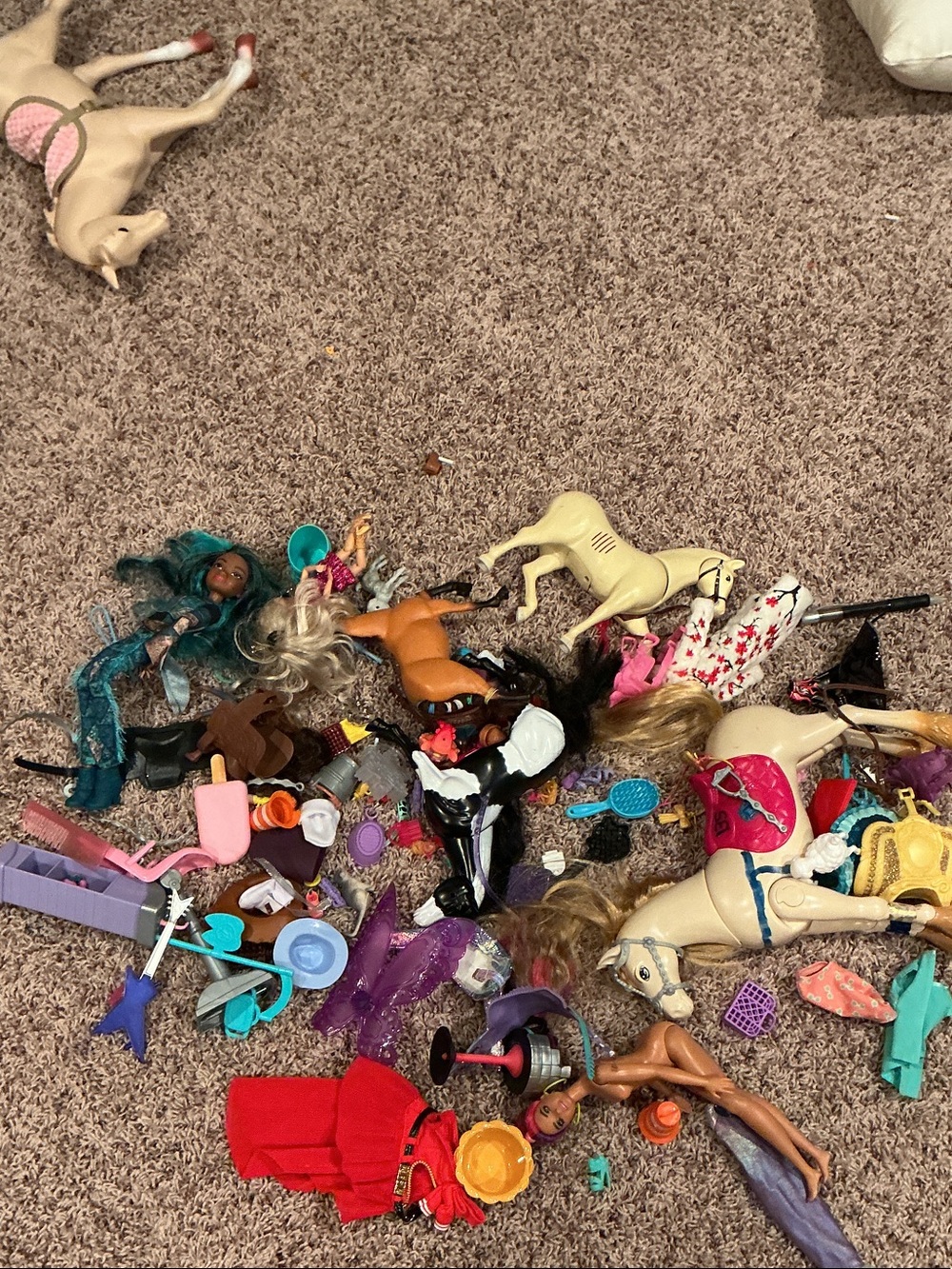 Barbie Mixed Doll & Accessory Lot with Teal, Blonde, Brown, Purple Accents